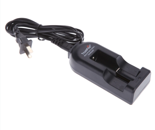 Trustfire Multifunkčná lítiová nabíjačka TR-002 pre 18650 14500 10440 17670 18500 LI-ION batérie