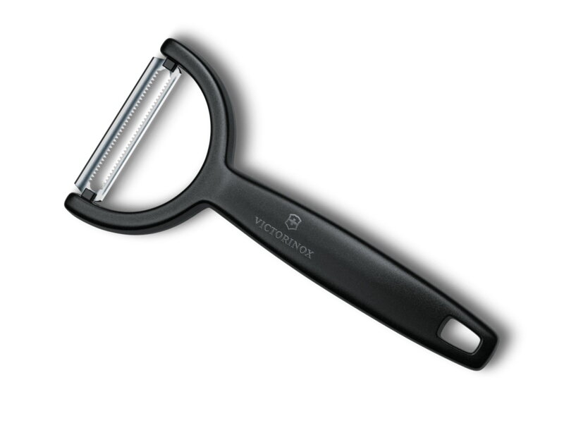 Victorinox 6.0963.3 Ypso Peeler škrabka - zúbkovaná, čierna